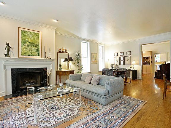 2nd image of 516 W Grant Pl #102