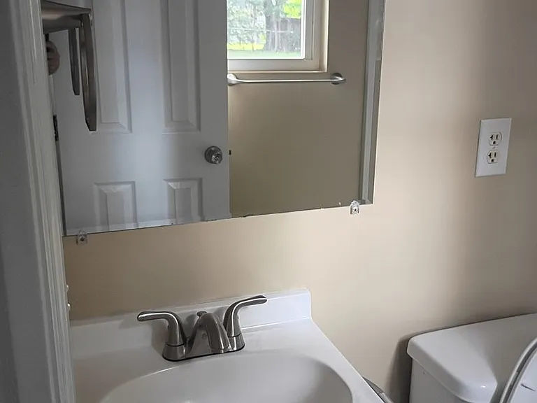 308 Stacie Ct — Photo 21