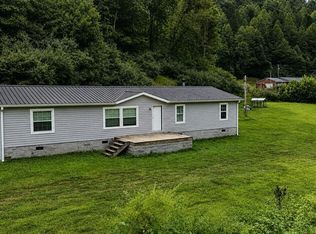 1244 Craft Crk, Salyersville, KY 41465