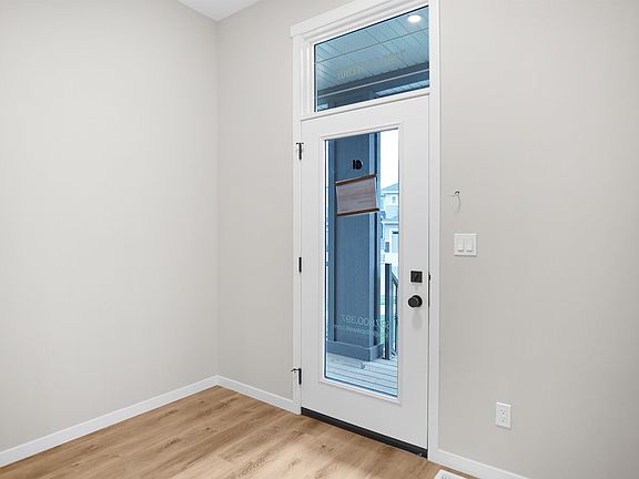 3rd image of 7100 51st Ave