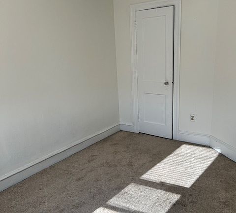 3rd image of 7100 Frankford Ave #2A