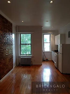 Rented by BRICK & GALO REALTY CORP | media 18