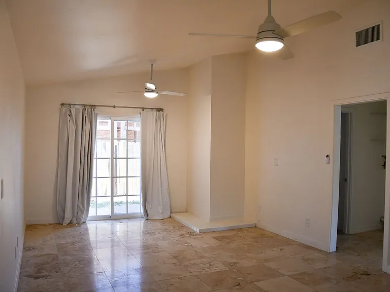 316 N Parker St — Photo 21