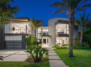 340 N Cliffwood Ave, Los Angeles, CA 90049