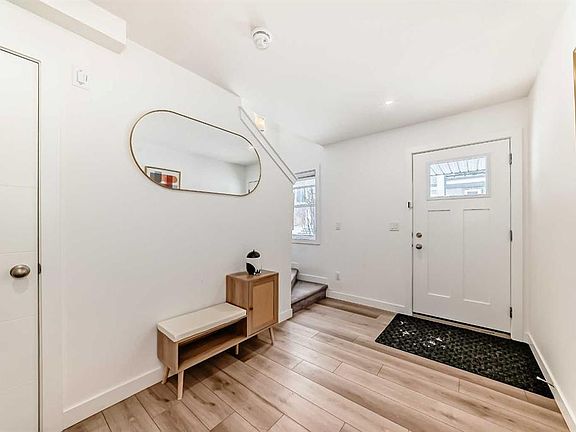 2nd image of 44 NW Spring Creek Cmn SW