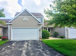 1576 Castle Dr, Petoskey, MI 49770