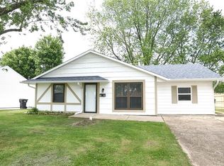 1036 Eastlawn Dr, New Whiteland, IN