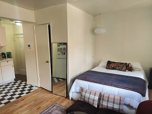 3rd image of 65 Atlantic Ave APT 10