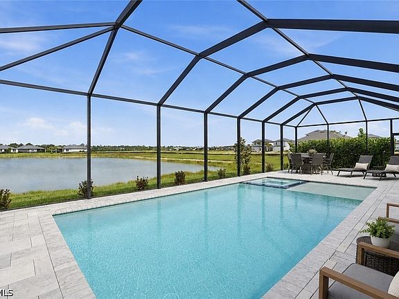 3rd image of 17025 Great Heron Ln