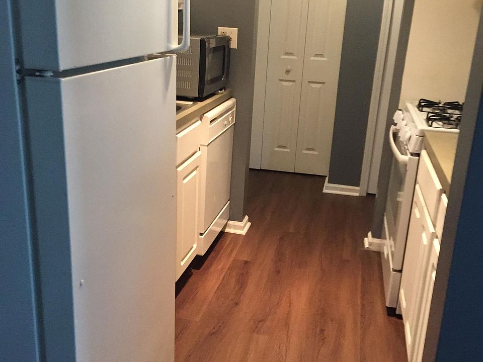 1st image of 1875 Tall Oaks Dr #34