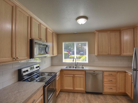 Room for multiple cooks!