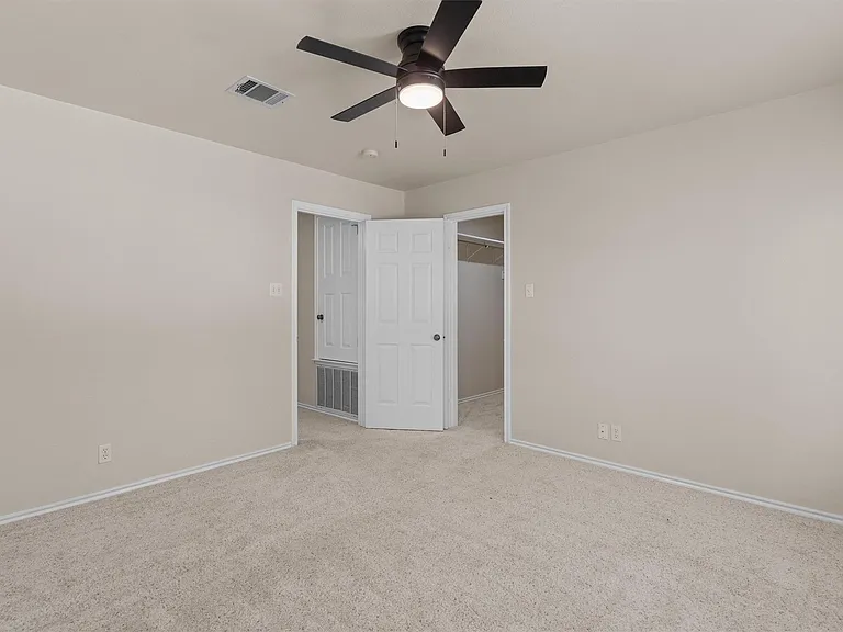 201 Covala Dr — Photo 32
