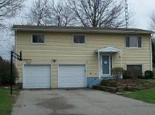 1764 El Dorado Dr, Stevensville, MI 49127