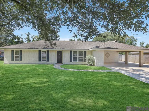 26049 Vincent Dr, Denham Springs, LA 70726