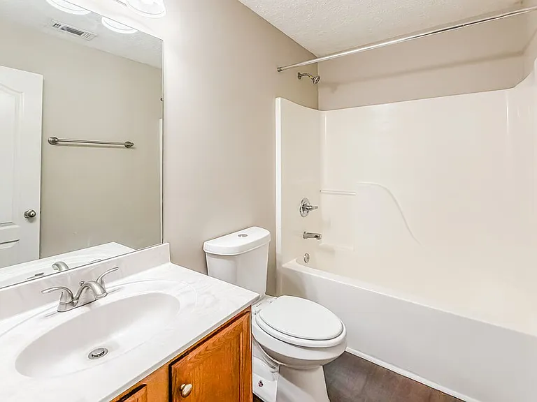 2816 Windcrest Trl — Photo 16