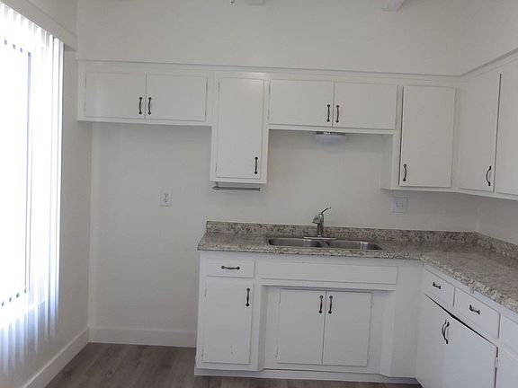 5th image of 28 Roswell Ave APT 03