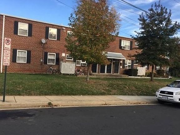 2nd image of 1841 N Dinwiddie St #0