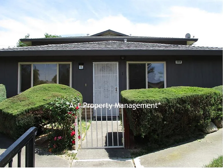 5830 Walerga Rd APT 1 photo 1