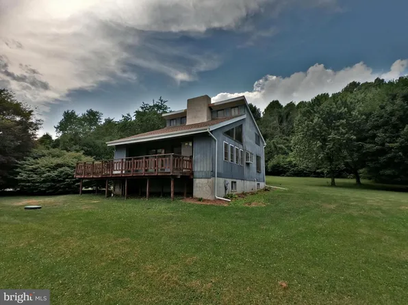 4122 Pricetown Rd, Fleetwood, PA 19522