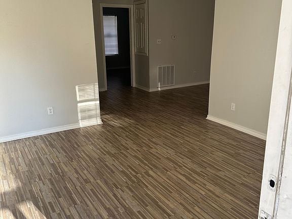4th image of 416 Campbell St APT L