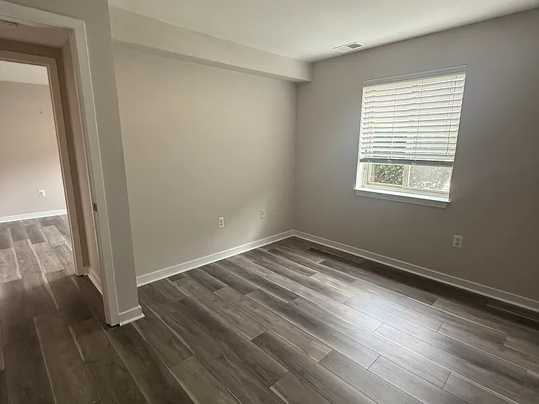 128 W Barre St — Photo 3