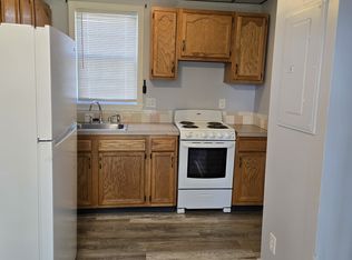 18 Clinton St #1R, Taunton, MA 02780