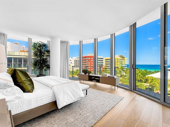 4th image of 1 Collins Ave #Penthouse 706