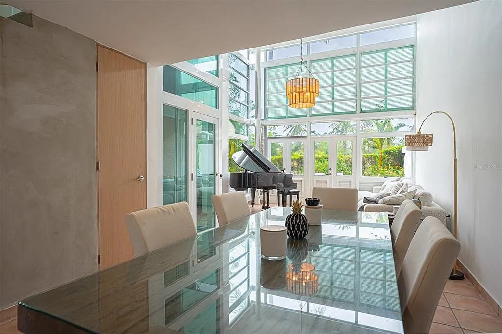 4 bed, 4.5 bath, 2831 sqft, $4,500 — Photo 4