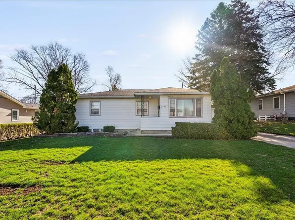 2541 Kate St, Waterloo, IA 50701
