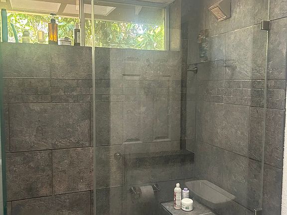 2nd image of 713 Raven Dr