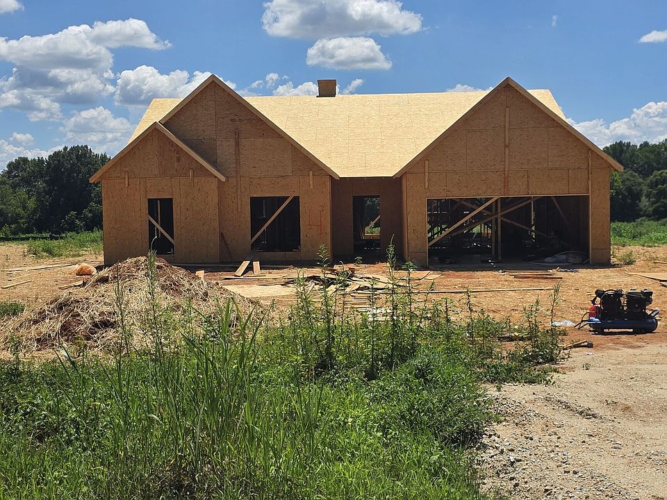 1st image of 648 Seed Cleaner Rd #13