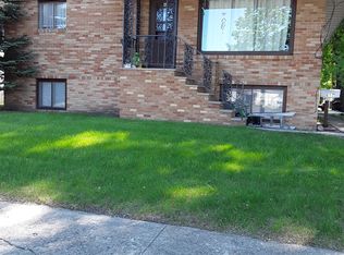 611 S 20th St #B, Grand Forks, ND 58201