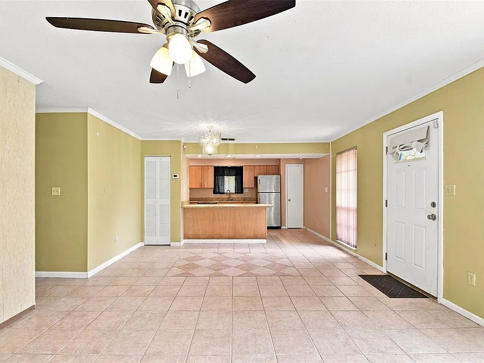 4375 Shadow Crest Pl #34-1