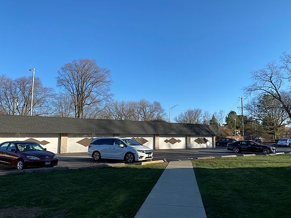 5th image of 11109 S 84th Ave APT 1A
