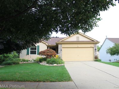 1822 Andover Blvd, Howell, MI, 48843