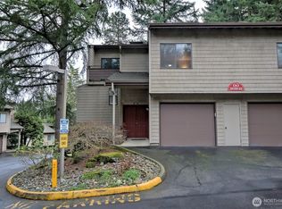 15120 Sunwood Boulevard #OO11, Tukwila, WA