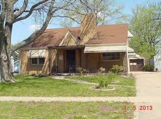 2132 E Decatur St, Decatur, IL 62521