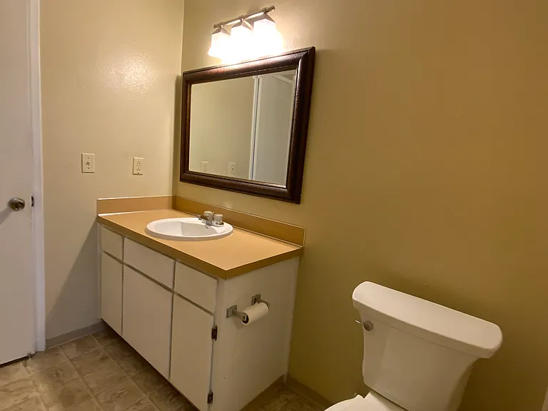 2405 Grand Ave #8 — Photo 11