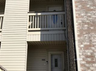 7600 Emmett F Lowry Expy APT 104, Texas City, TX 77591