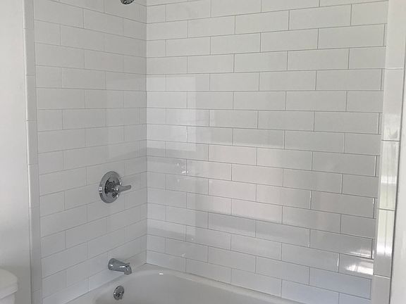 3rd image of 53 S Franklin St #1