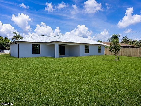3rd image of 4531 San Antonio Ln