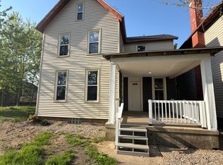 1019 4th St NW, Canton, OH 44703