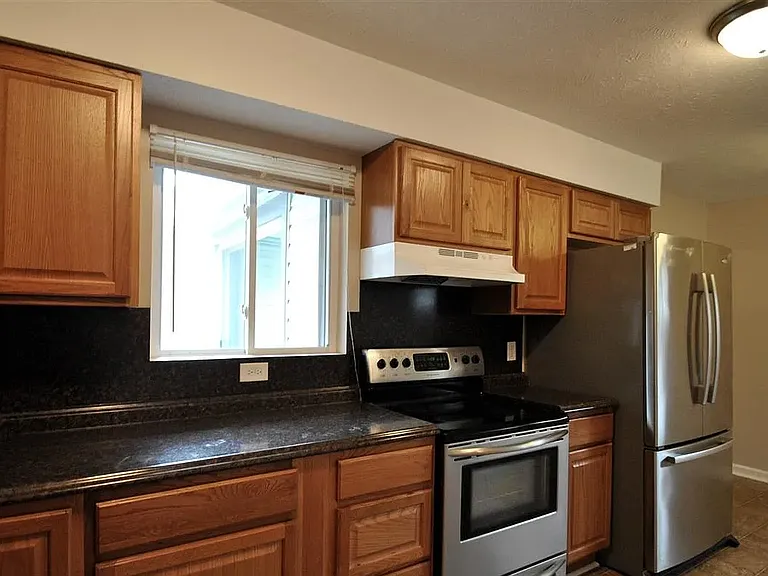7604 Western Ave — Photo 3