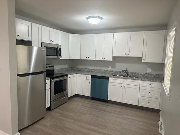 2nd image of 4305 Ditzler Ave