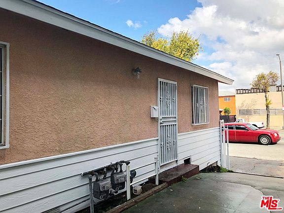 2nd image of 1334 W Florence Ave