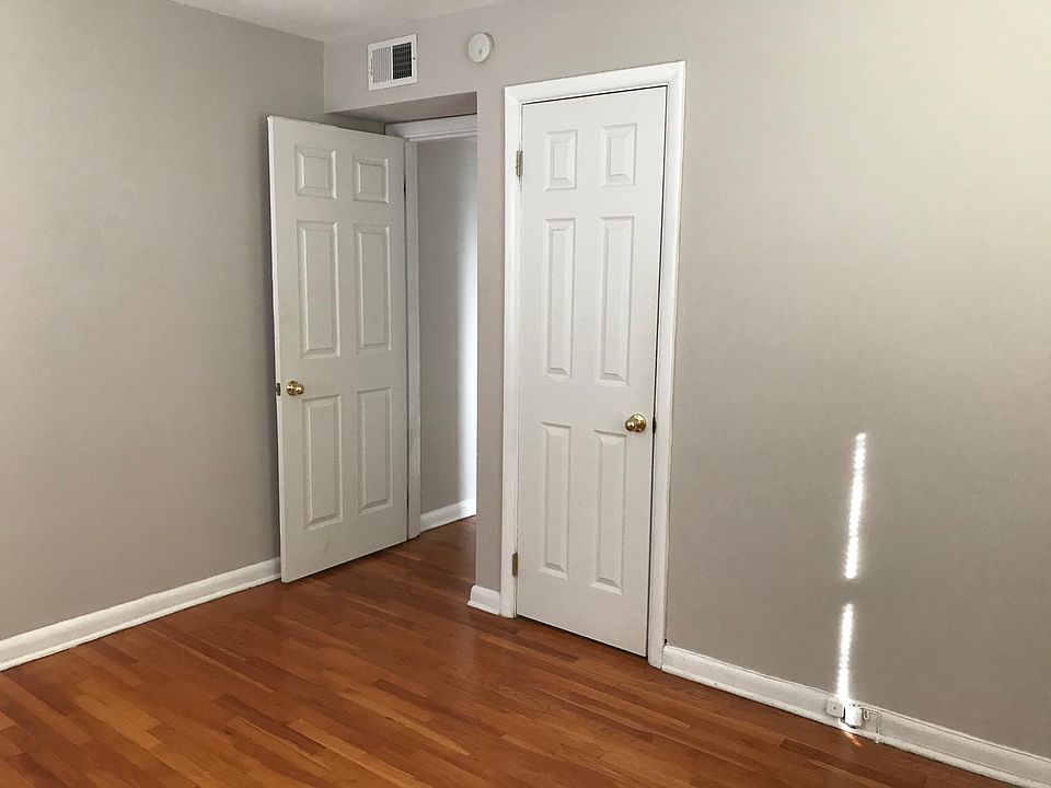 Entrance to apartment