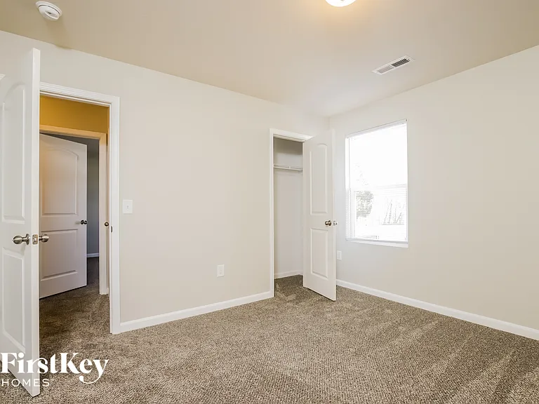 178 Creekstone Ct — Photo 13