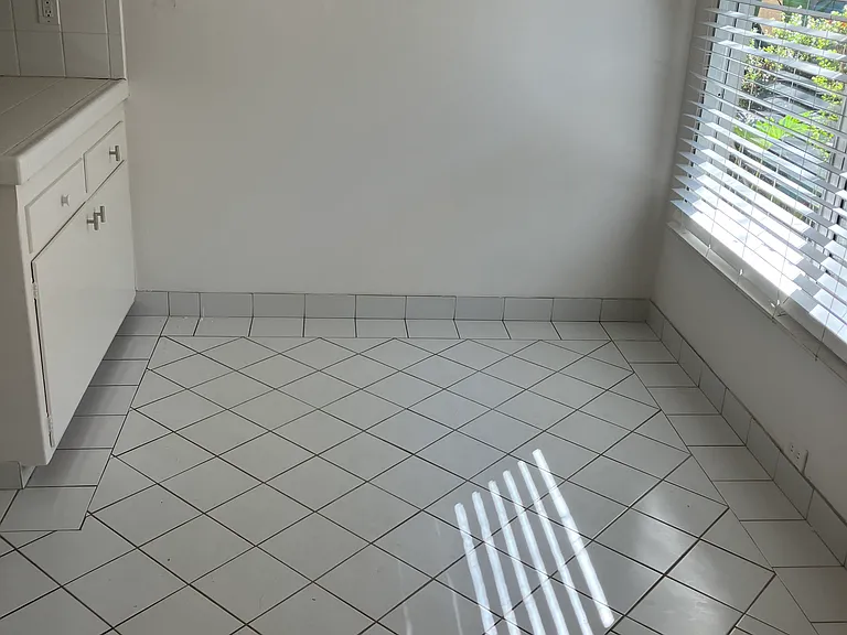 1028 2nd St #6 — Photo 12