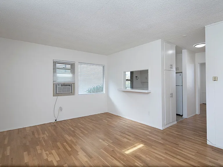 7417 Herschel Avenue — Photo 3