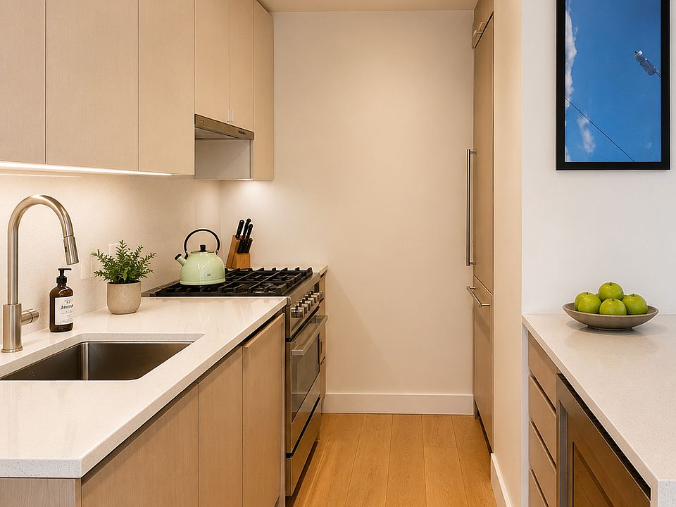 1st image of 100 W 93rd St APT 12B